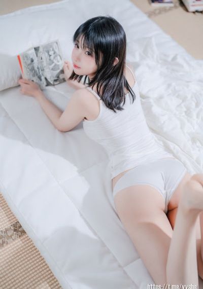 疯狂揉摸美女的胸_国产剧免费观看韩国