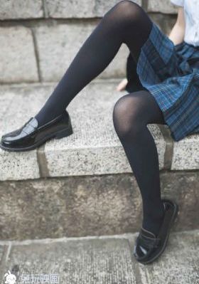18禁激情老师剧情演绎_国产在线视频