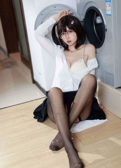 年轻的子同居的日子理论_1080P高清电影在线