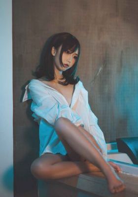 办公室强伦片免费看_电影免费观看